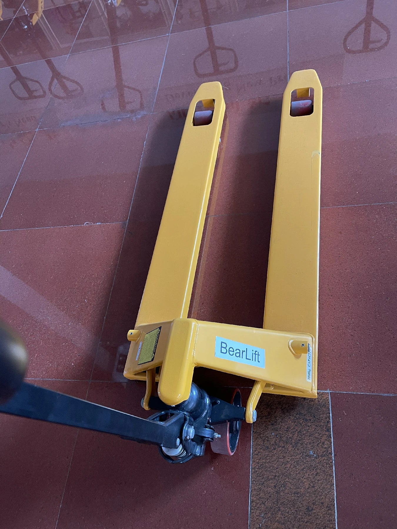 Bearlift 5500 lbs Manual Pallet Truck | 48" x 21" Forks | Durable & Efficient